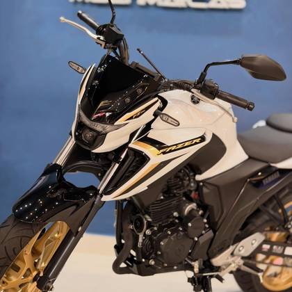 YAMAHA FZ25 FAZER CONNECTED ABS YAMAHA FZ25 FAZER CONNECTED ABS